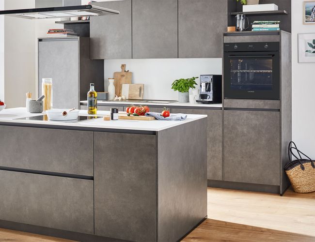 Küche mit Kochinsel